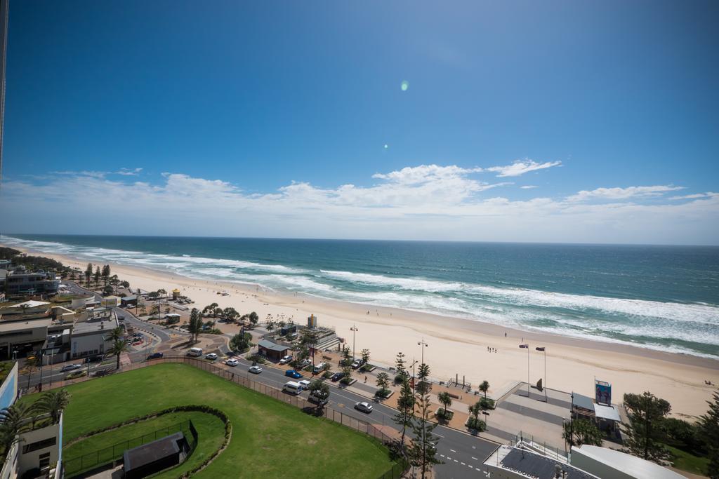 Aloha Apartments Surfers Paradise Exterior photo